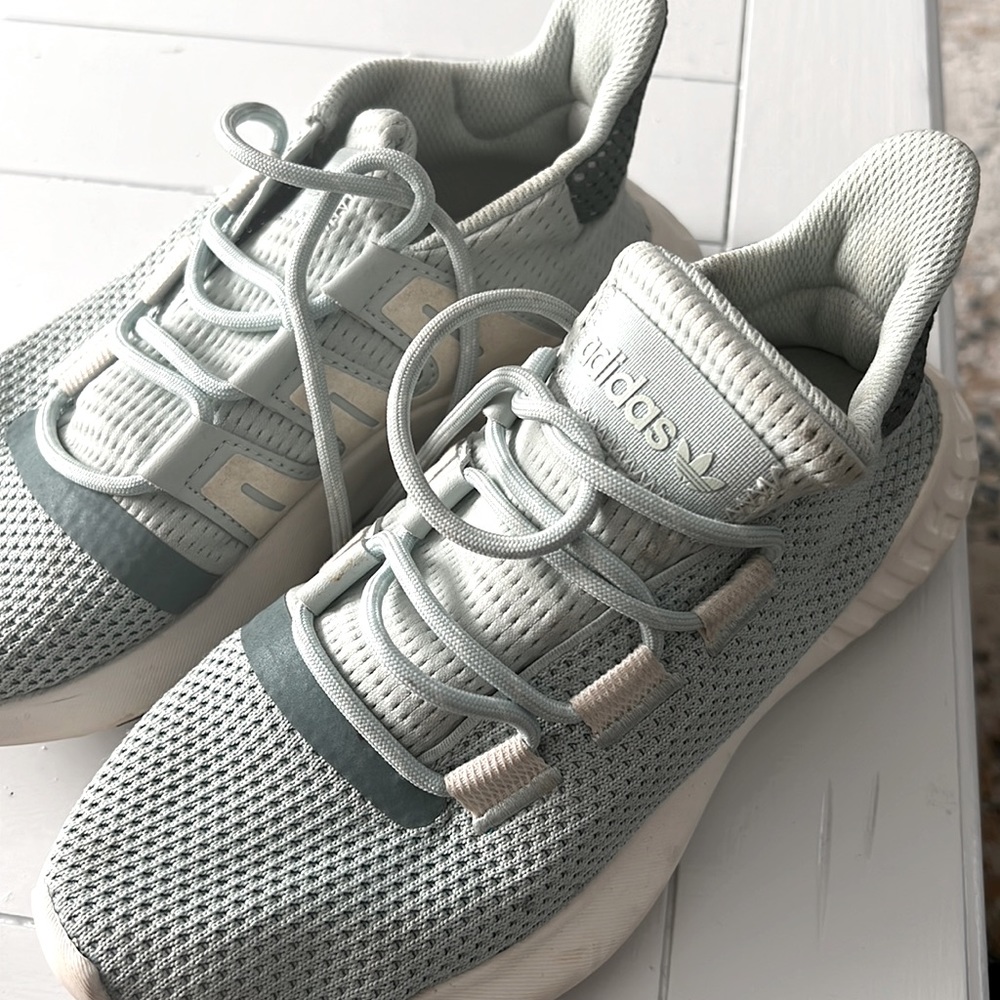 Adidas originals  shoes size 5